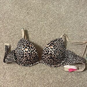Victoria’s Secret PINK push up cheetah bra 34B